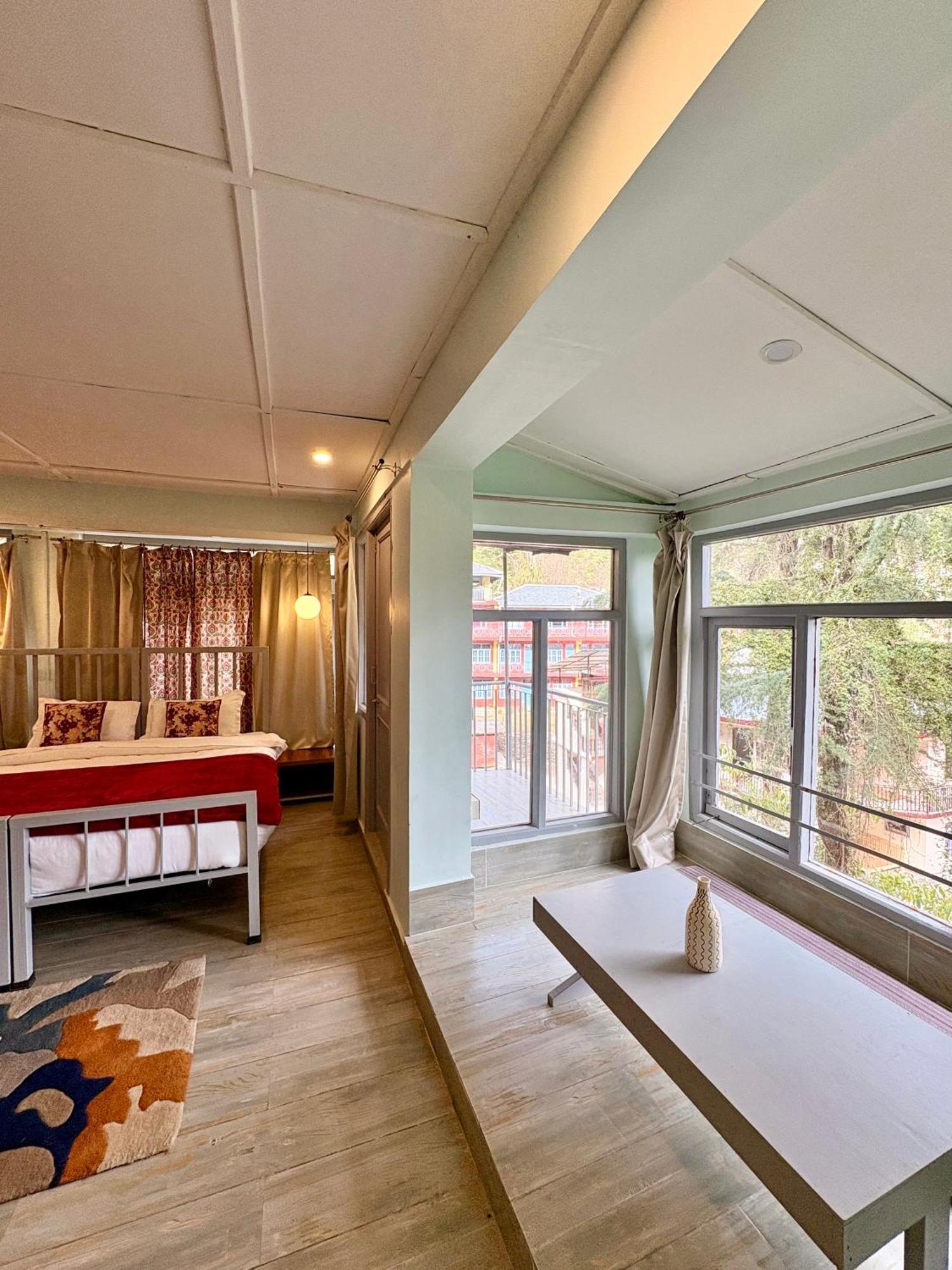 Eevolve Dharamkot - An Eco Hostel Мак-Леод-Гейндж Экстерьер фото